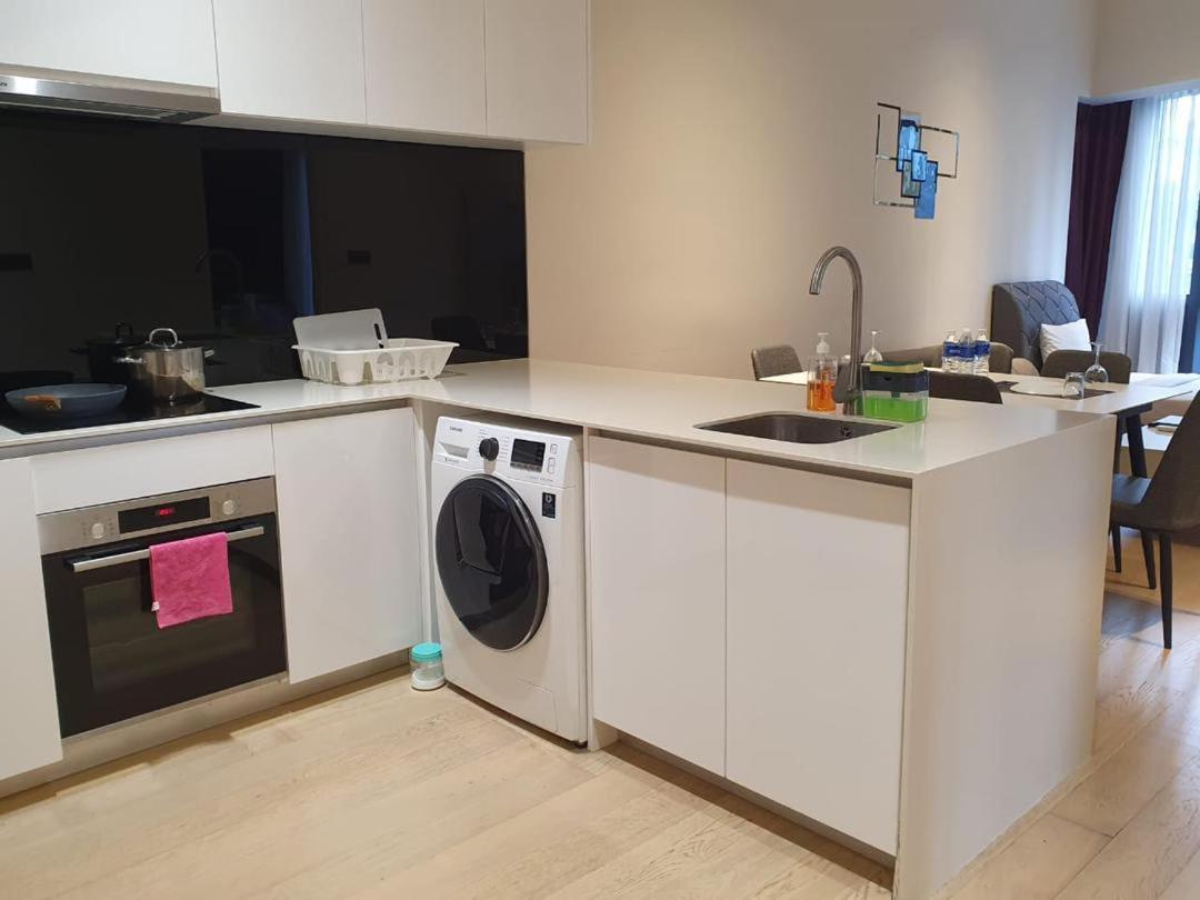 Luxury At Star Apartment *